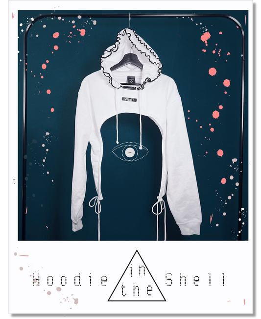 HOODIE IN THE SHELL WHITE