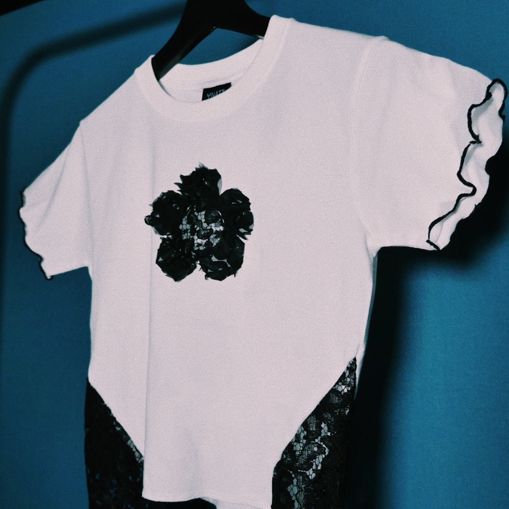 WHITE ONAGADORI T-SHIRT【SHORT】